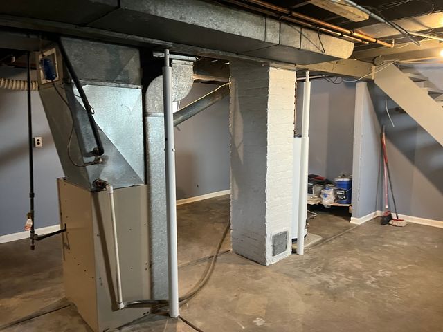 226 N Ohio Street, Aurora, IL 60505