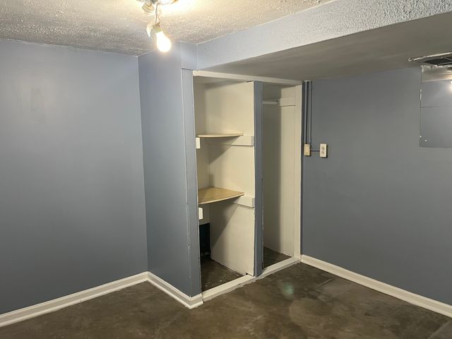 226 N Ohio Street, Aurora, IL 60505