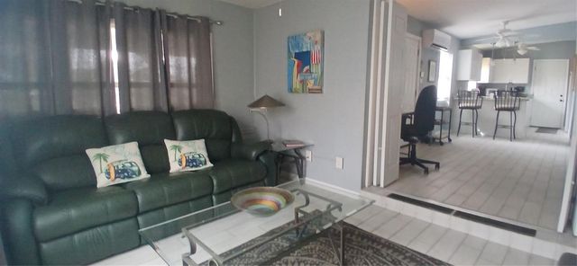 115 DUXBURY AVENUE, Port Charlotte, FL 33952