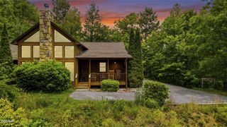 817 Sunshine Trail, Gatlinburg, TN 37738