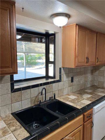 18746 Rock Springs Road, Hesperia, CA 92345