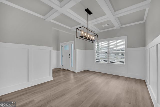 305 Parkers Place, Hoschton, GA 30548