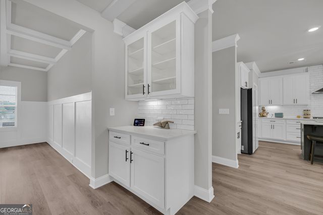 305 Parkers Place, Hoschton, GA 30548