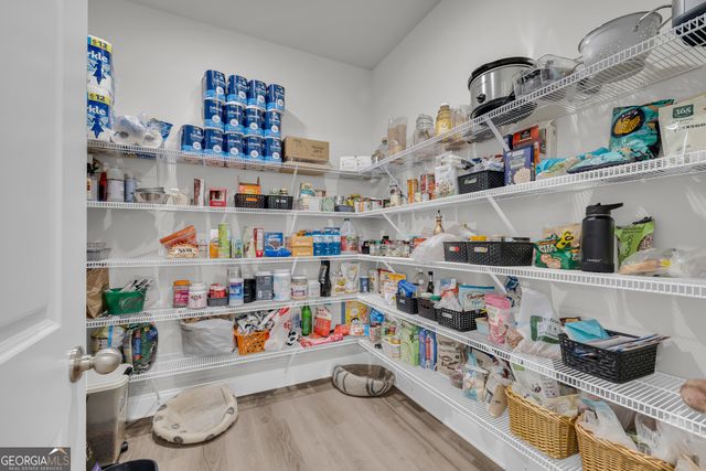 305 Parkers Place, Hoschton, GA 30548