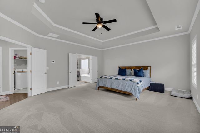 305 Parkers Place, Hoschton, GA 30548