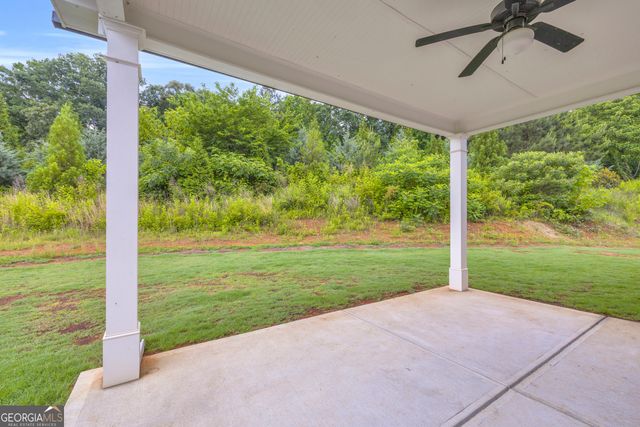 305 Parkers Place, Hoschton, GA 30548