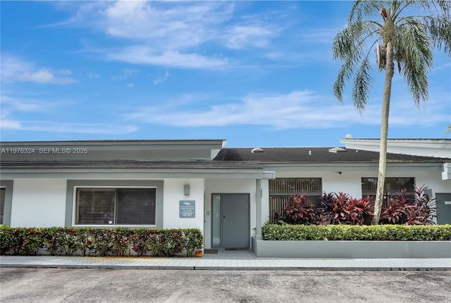 10769 SW 104th St B3, Miami, FL 33176