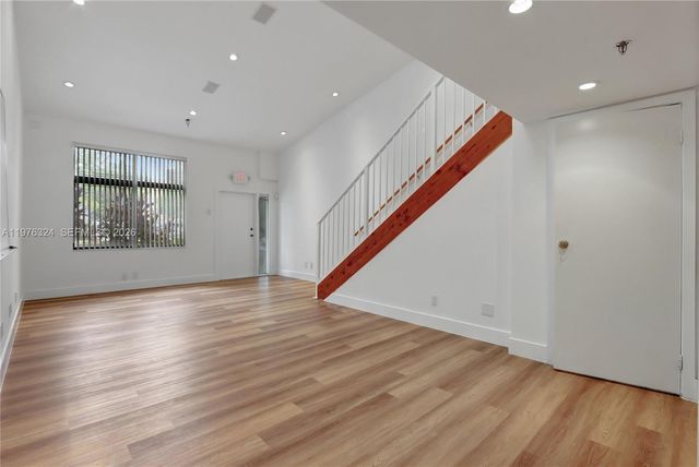 10769 SW 104th St B3, Miami, FL 33176