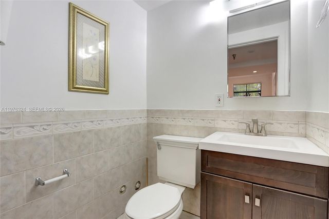 10769 SW 104th St B3, Miami, FL 33176