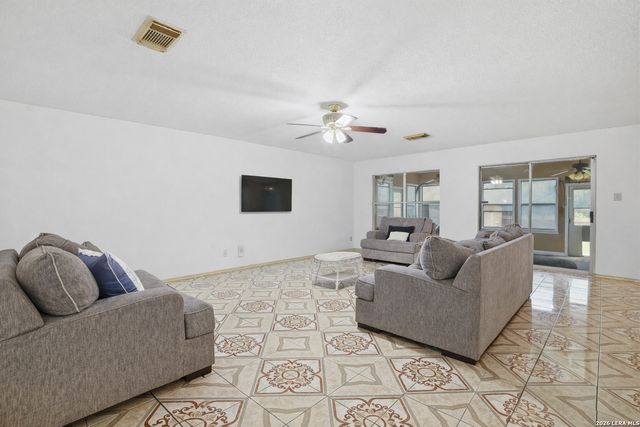 17022 Irongate Rail, San Antonio, TX 78247