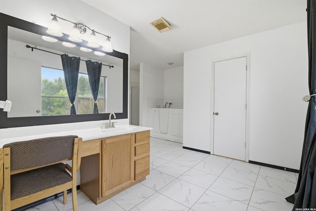 17022 Irongate Rail, San Antonio, TX 78247