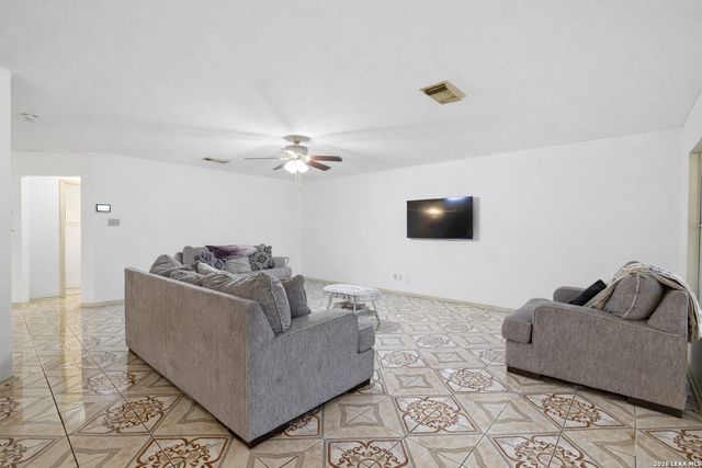 17022 Irongate Rail, San Antonio, TX 78247