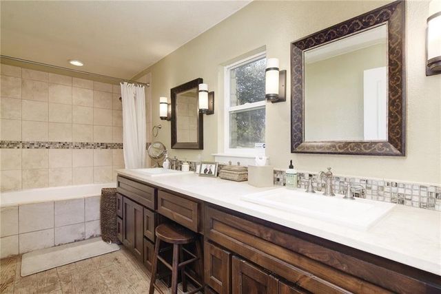 23625 Pedernales Canyon TRL, Spicewood, TX 78669