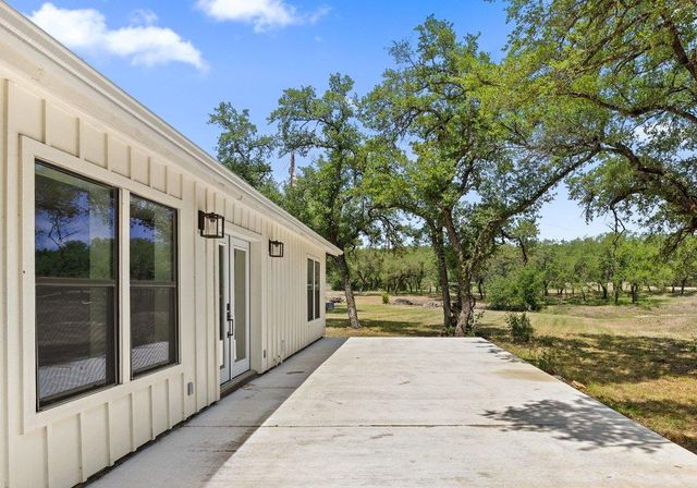 23625 Pedernales Canyon TRL, Spicewood, TX 78669