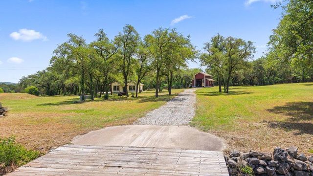 23625 Pedernales Canyon TRL, Spicewood, TX 78669