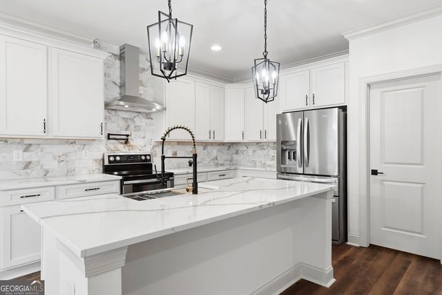 114 Morgan Ln, Dawsonville, GA 30534