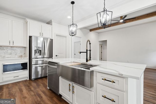 114 Morgan Ln, Dawsonville, GA 30534