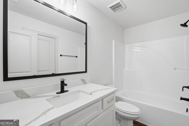 114 Morgan Ln, Dawsonville, GA 30534