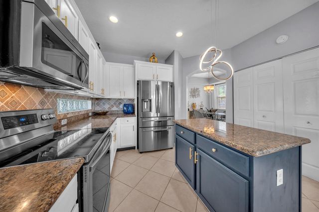 726 Gazetta Way, West Palm Beach, FL 33413