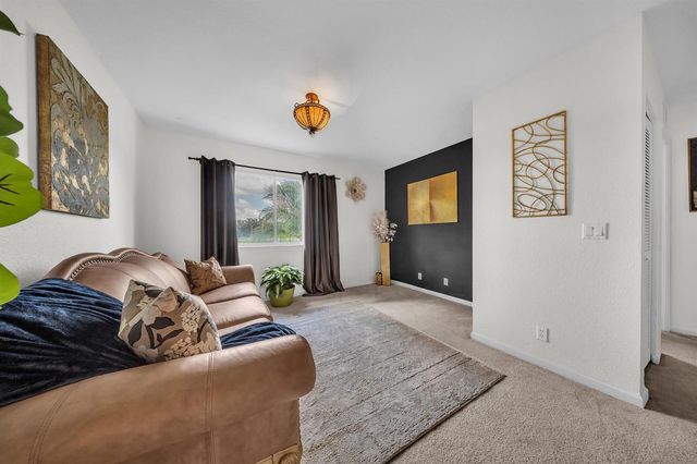726 Gazetta Way, West Palm Beach, FL 33413
