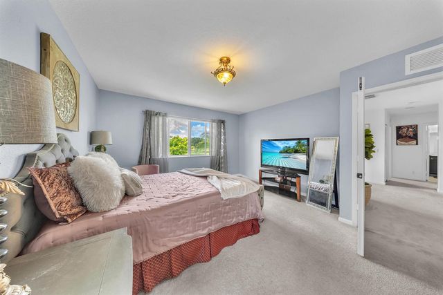 726 Gazetta Way, West Palm Beach, FL 33413