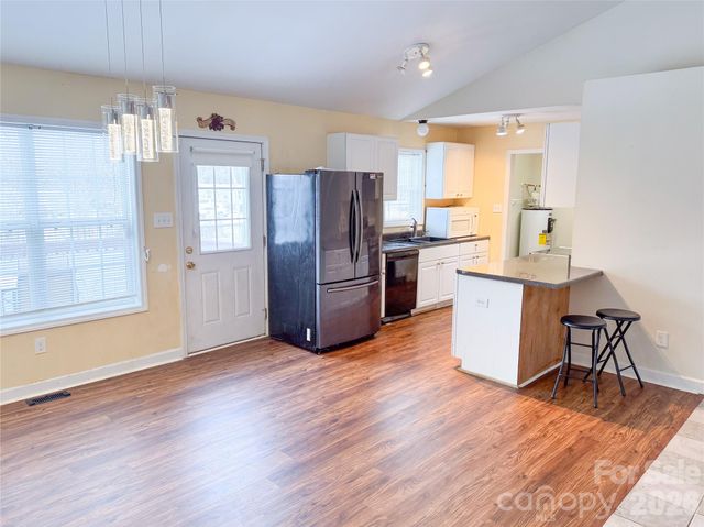 150 Windmill Court, Harmony, NC 28634