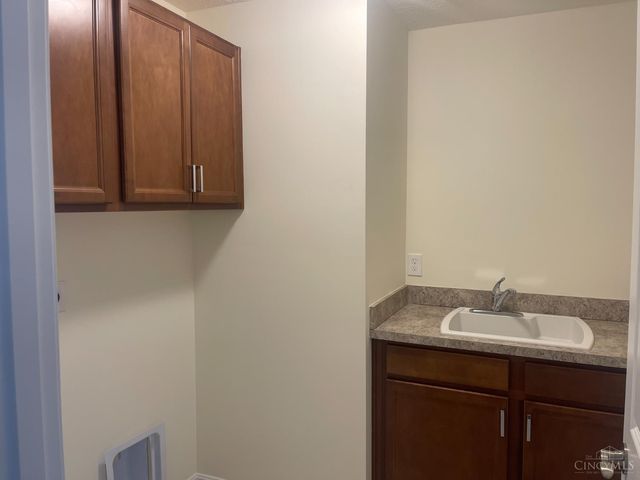 79 Glasgow Street, Springboro, OH 45066