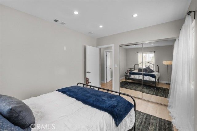 6820 Jellico Avenue, Van Nuys (los Angeles), CA 91406