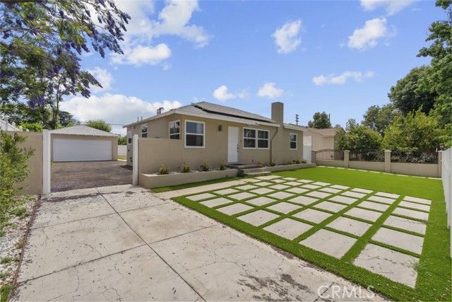 6820 Jellico Avenue, Van Nuys (los Angeles), CA 91406