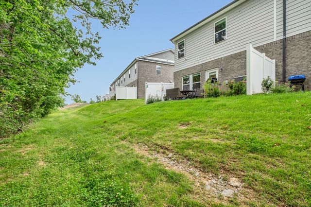 1736 Tahoma Dr, Lebanon, TN 37087