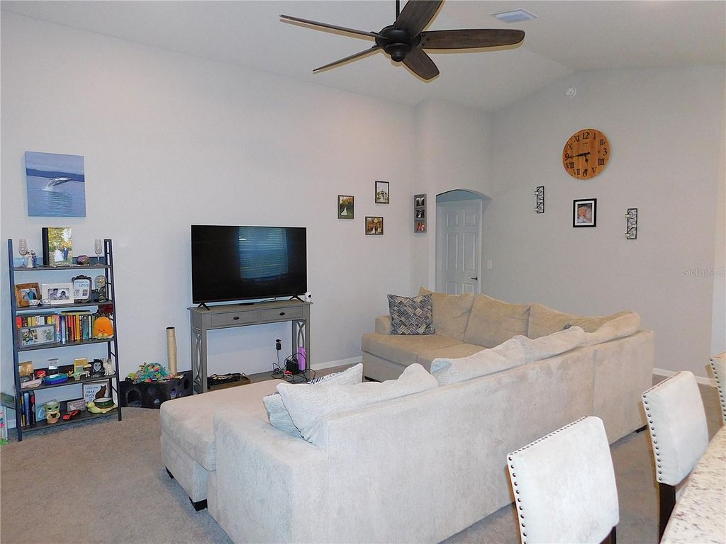 Image 9 of property listing at 5902 SW 115TH STREET ROAD, Ocala, FL 34476