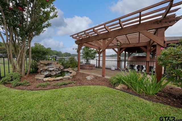 1257 Hideaway Ln West, Hideaway, TX 75771