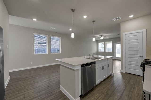 9522 Sugar Berry Drive, Conroe, TX 77385