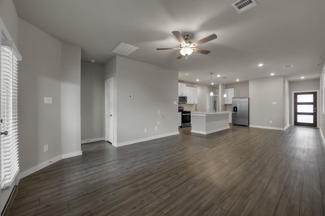 9522 Sugar Berry Drive, Conroe, TX 77385