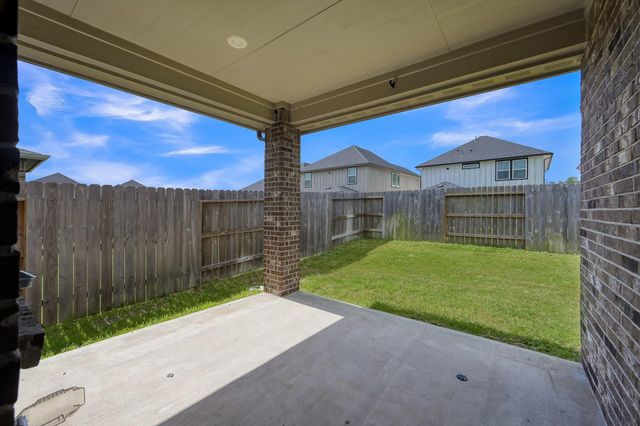 9522 Sugar Berry Drive, Conroe, TX 77385