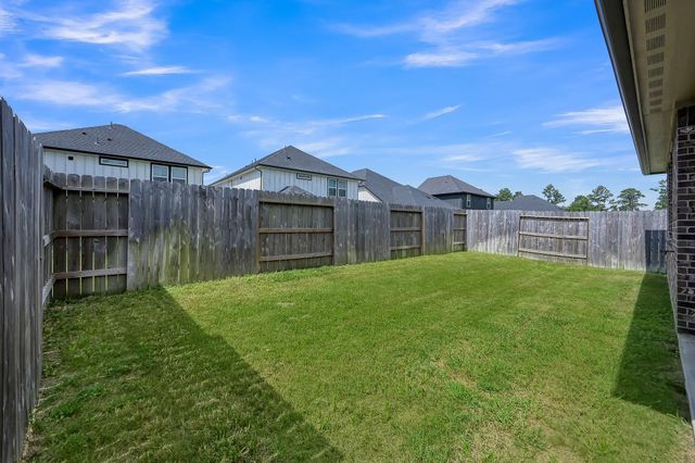 9522 Sugar Berry Drive, Conroe, TX 77385