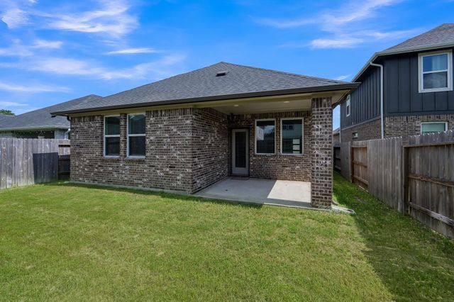 9522 Sugar Berry Drive, Conroe, TX 77385