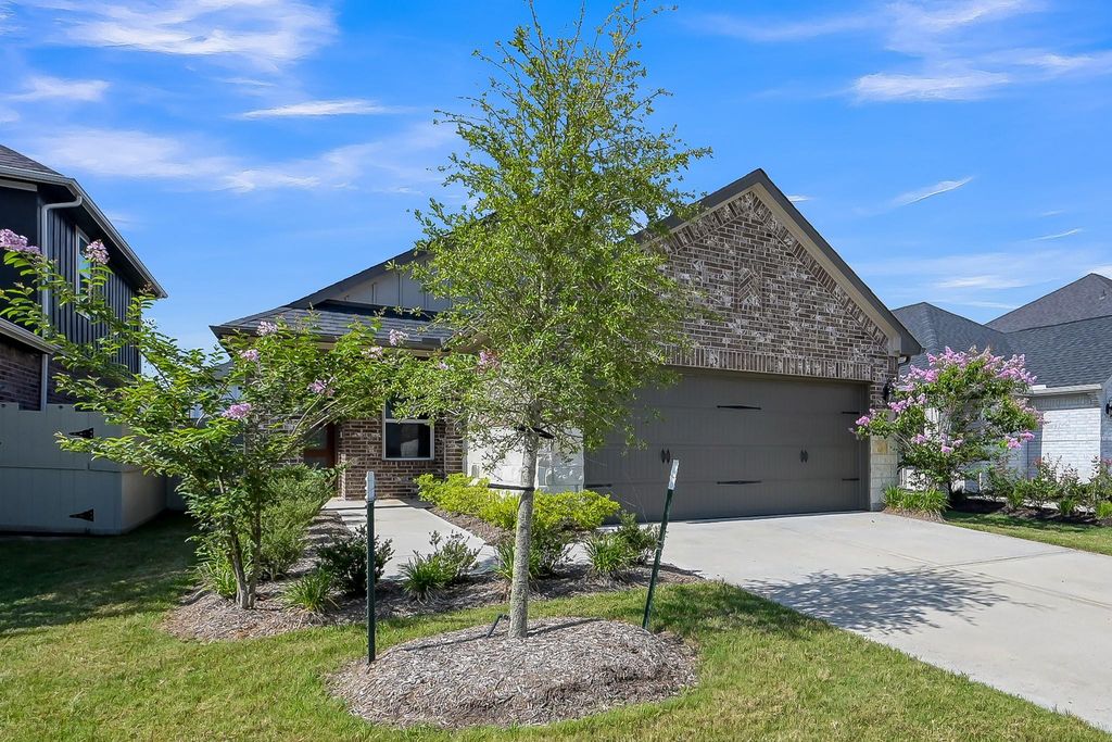9522 Sugar Berry Drive, Conroe, TX 77385