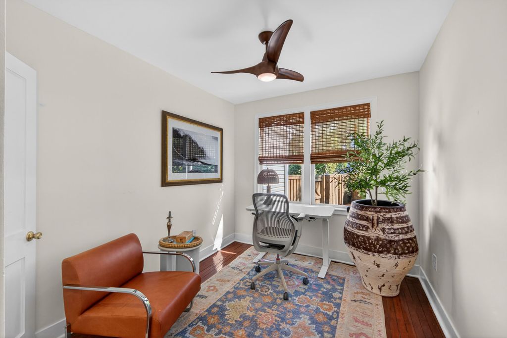 Image 15 of property listing at 1 Colleton Drive, Charleston, SC 29407