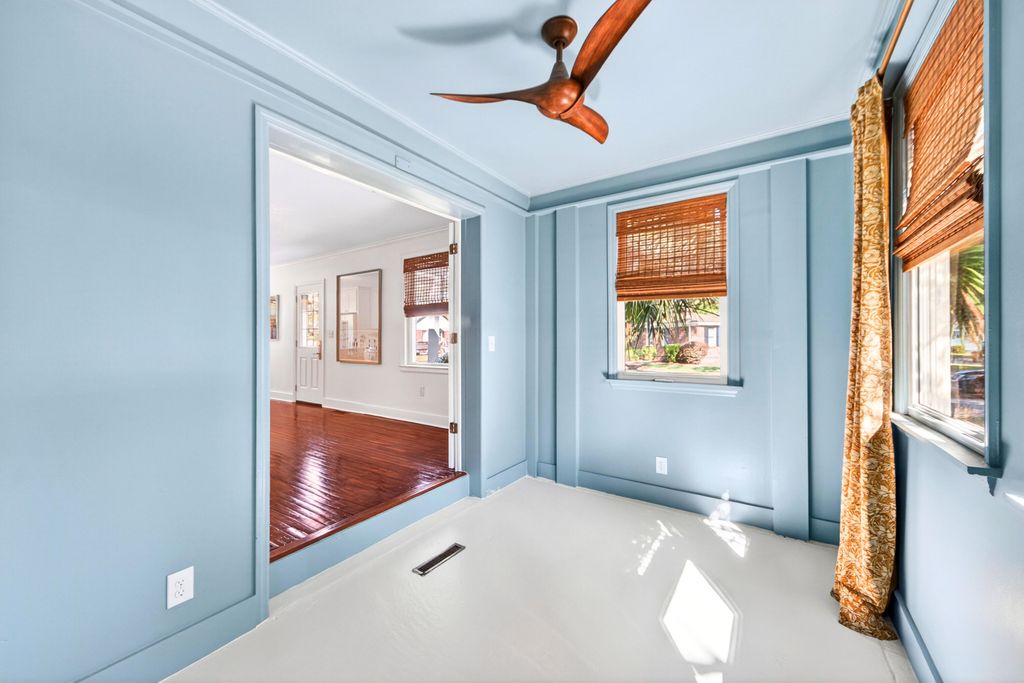 Image 3 of property listing at 1 Colleton Drive, Charleston, SC 29407