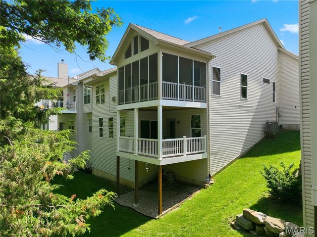 1215 Silver Fern Drive, Lake St Louis, MO 63367