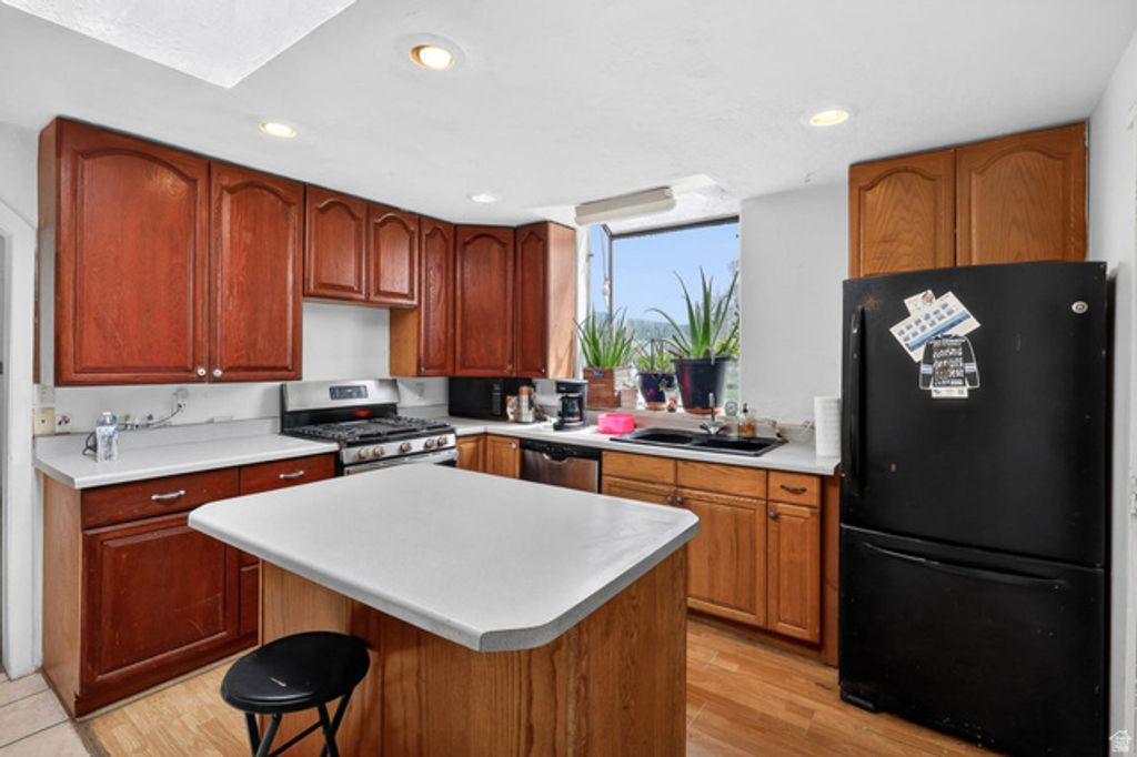 Image 4 of property listing at 2120 S STATE RD #32, Wanship, UT 84017