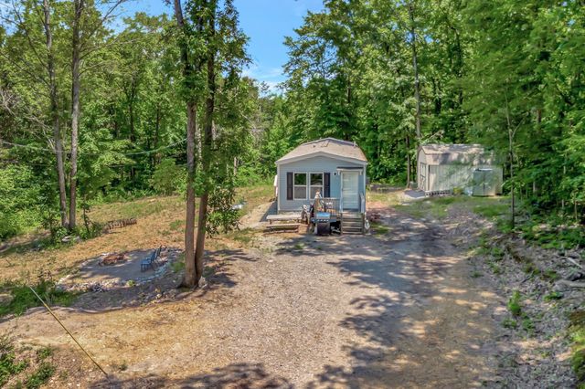 2320 Center Point Rd, Cumberland Furnace, TN 37051