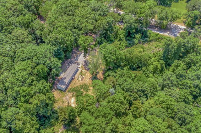 2320 Center Point Rd, Cumberland Furnace, TN 37051