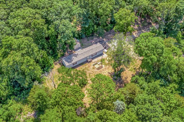 2320 Center Point Rd, Cumberland Furnace, TN 37051