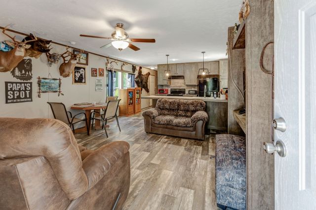 2320 Center Point Rd, Cumberland Furnace, TN 37051