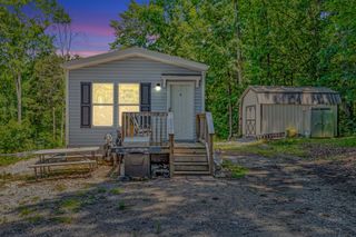 2320 Center Point Rd, Cumberland Furnace, TN 37051