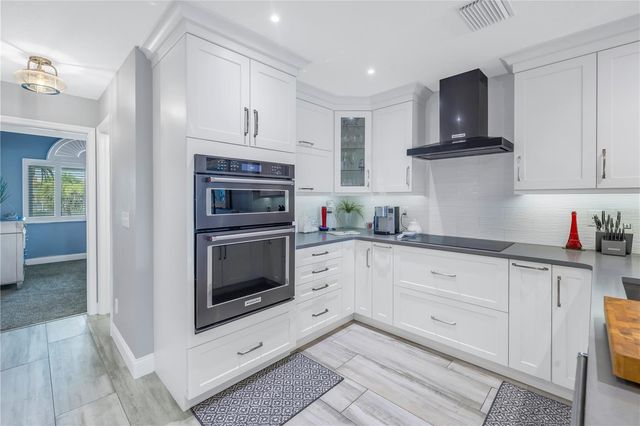 117 YACHT CLUB LANE, Tierra Verde, FL 33715