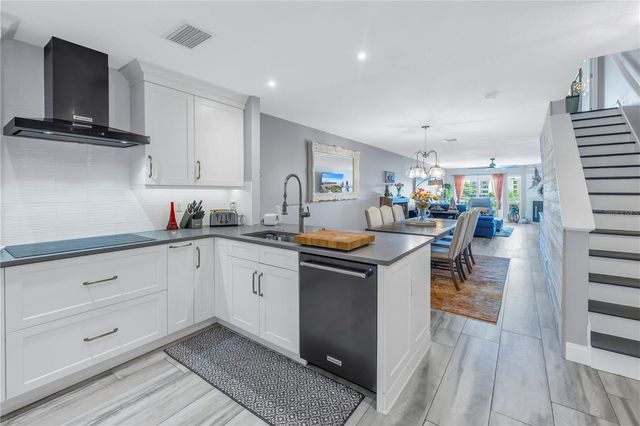 117 YACHT CLUB LANE, Tierra Verde, FL 33715