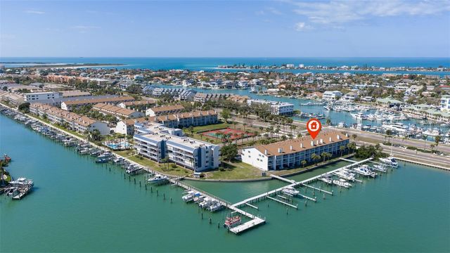 117 YACHT CLUB LANE, Tierra Verde, FL 33715